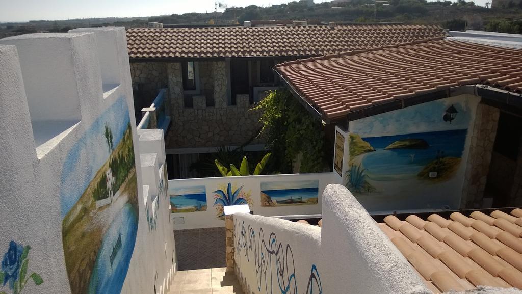 Residence Il Castello LMP Екстериор снимка
