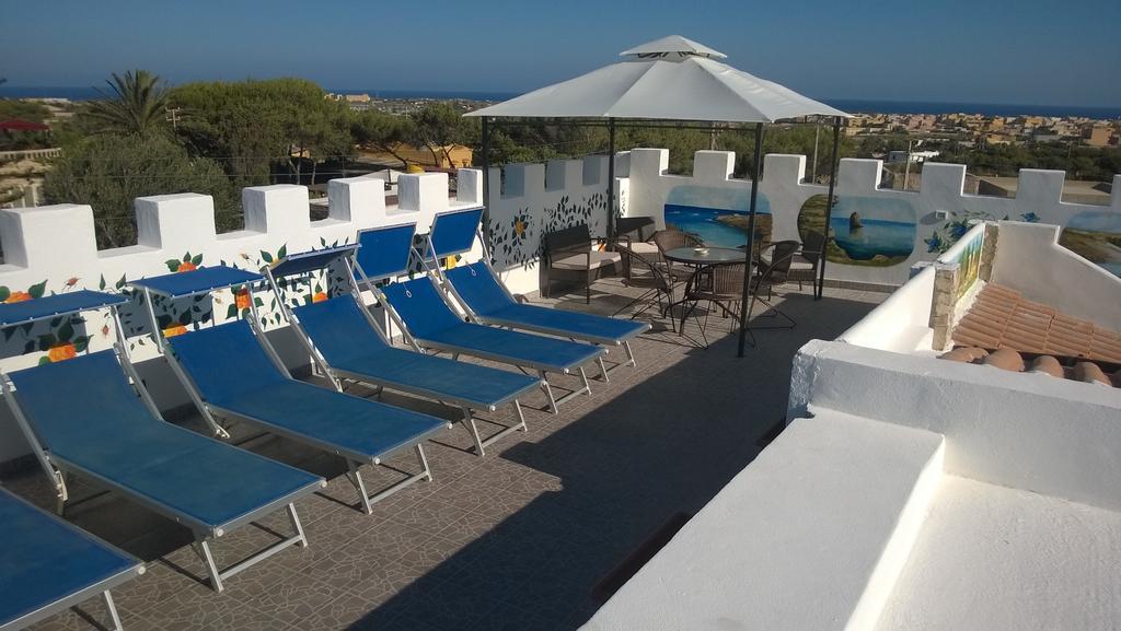 Residence Il Castello LMP Екстериор снимка